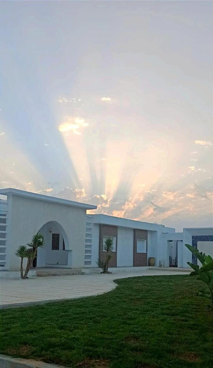 Villa Vill La Reine Jerba Avec Piscine El Guecheine Esterno foto